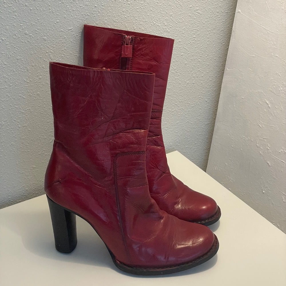 City COWGIRL - Costume National red leather